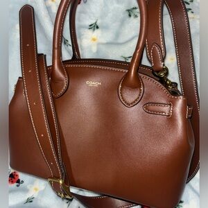 Coach Ladies' Empire size 26, crossbody bag